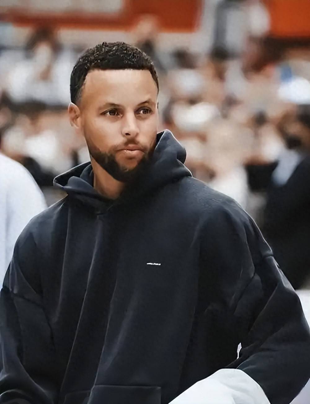 的性质不同 的性质不同