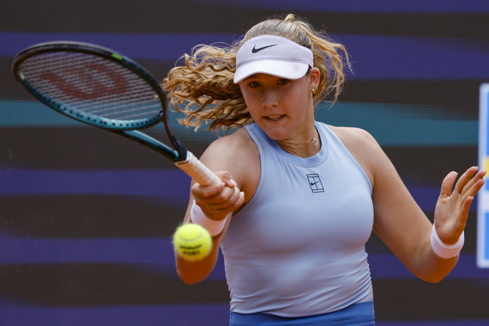 AA的跃迁 AA的跃迁